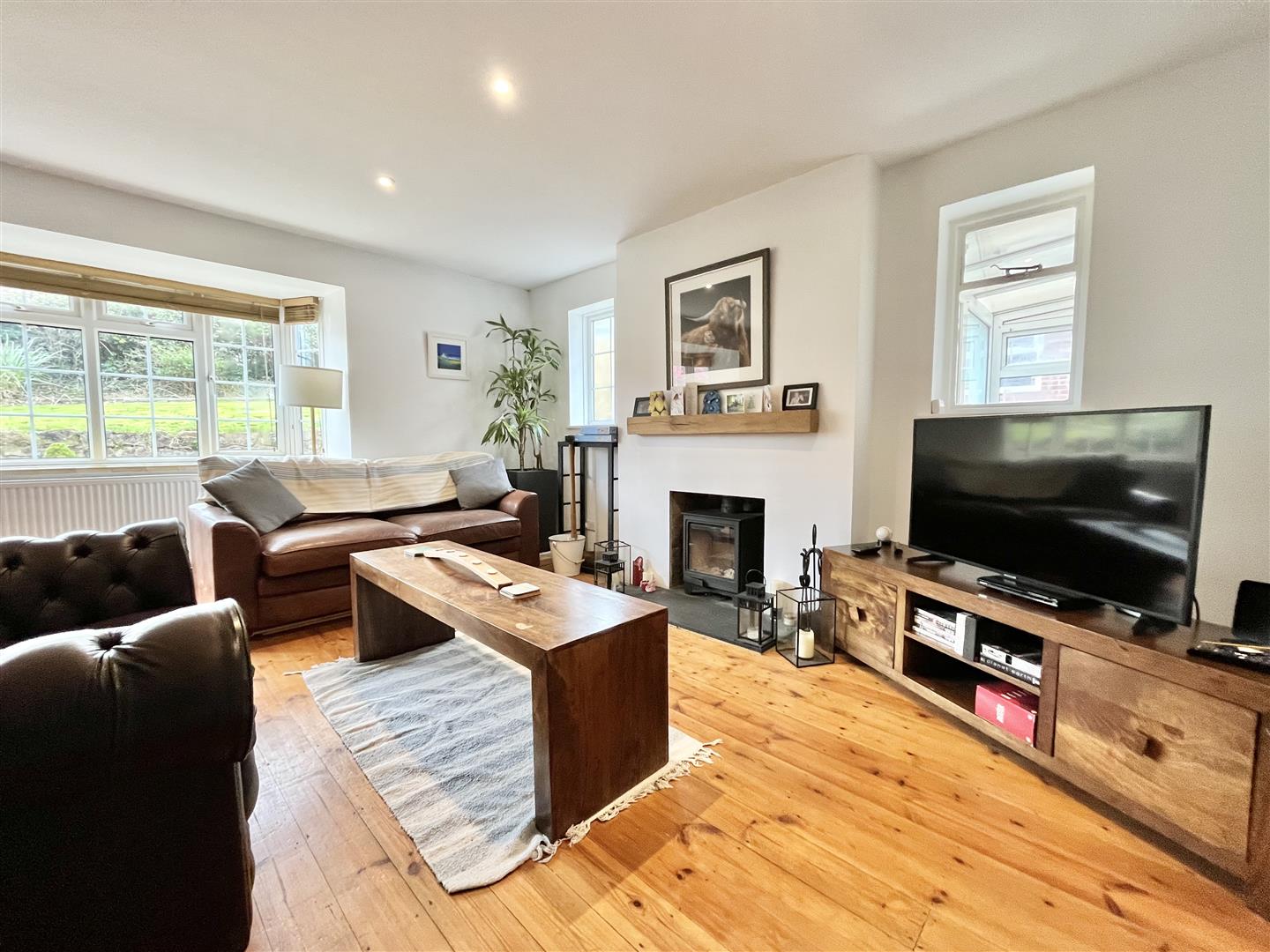 Knowle Road, Fairlight